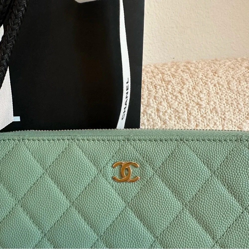 Chanel Zip Around Wallet | Sea Foam Green - Picture 10 of 11